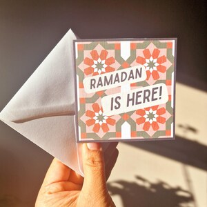 Pack of 8 mini Ramadan Eid cards with modern Islamic geometric designs, in a bright colourful colour scheme. Each mini card measures 10 x 10cm each, and comes with a white envelope. Perfect for gift giving during Ramadan and Eid.