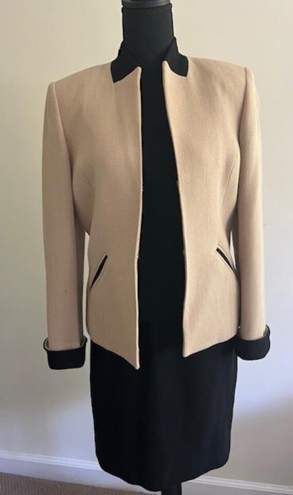 Elegant Albert Nipon three-piece champagne & blac… - image 2