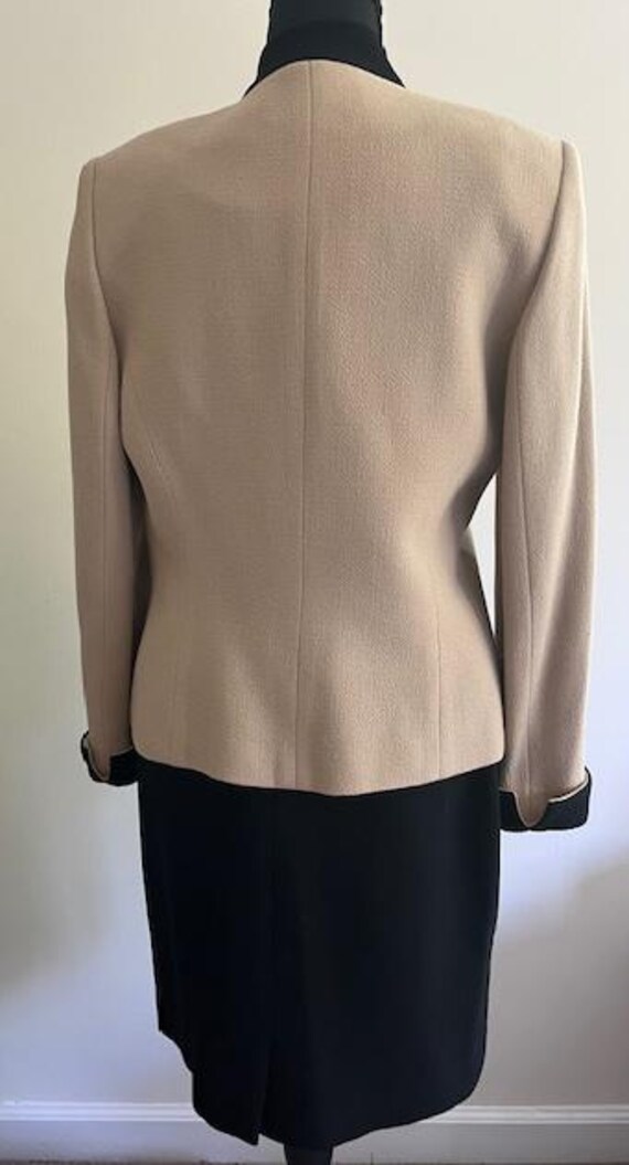 Elegant Albert Nipon three-piece champagne & blac… - image 3