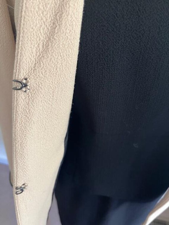 Elegant Albert Nipon three-piece champagne & blac… - image 4