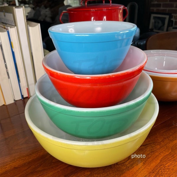 Early Pre-1959 Pyrex Primary Colors Mixing Bowls