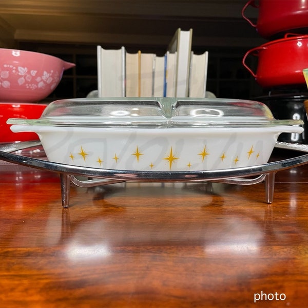 Pyrex Atomic StarBurst Divided Casserole w/Lid