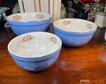 Hall Superior Quality Cadet Blue Rose Parade Mixing 3 Bowl Set