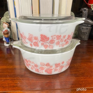 Pyrex Pink Gooseberry Bake, Serve, and Store Casserole - Choice