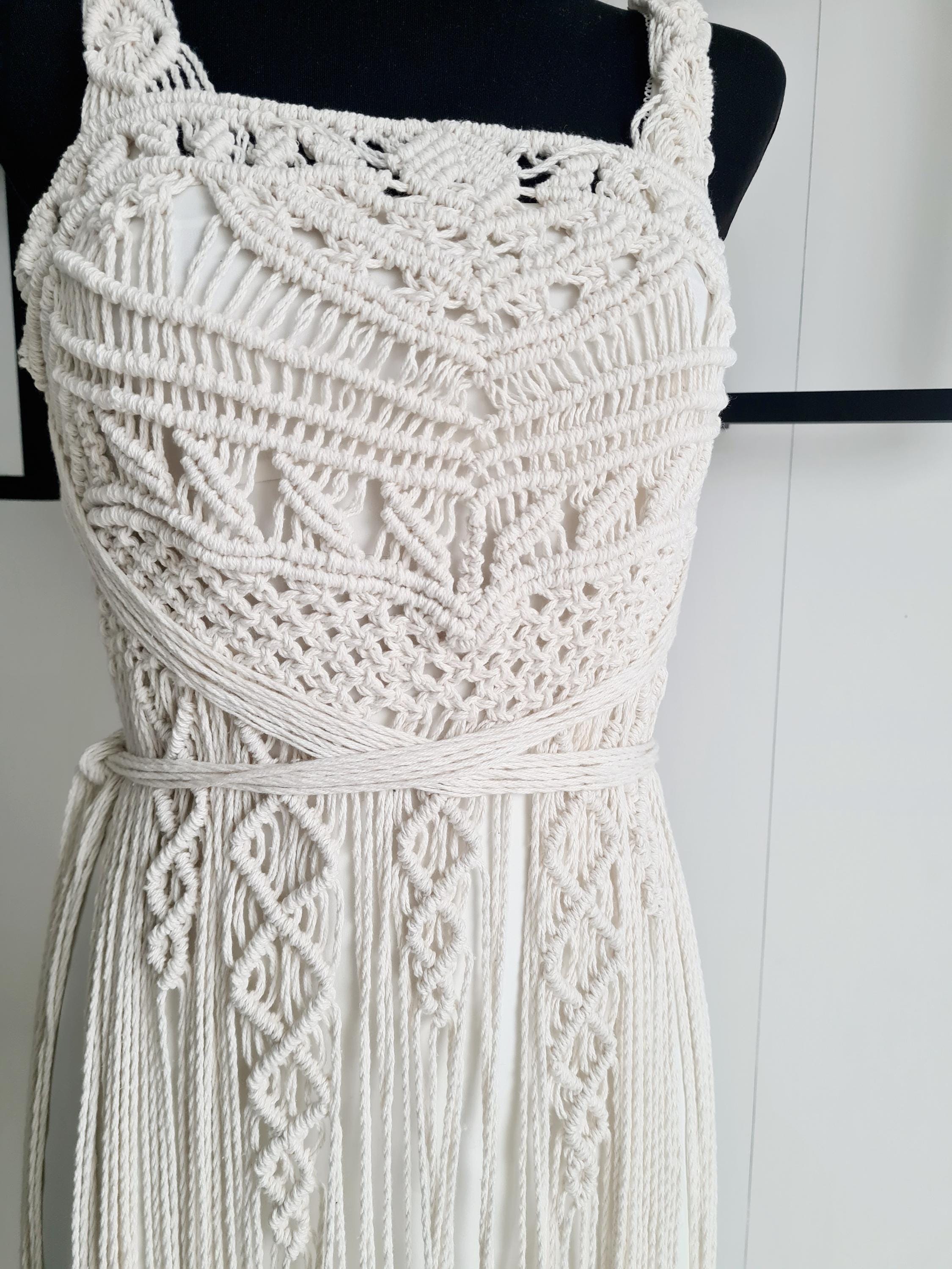 Handmade Long White Macramé Wedding Dress / Boho Bridal / Unique Gown Handmade Long White Macramé Wedding Dress / Boho Bridal / Unique Gown