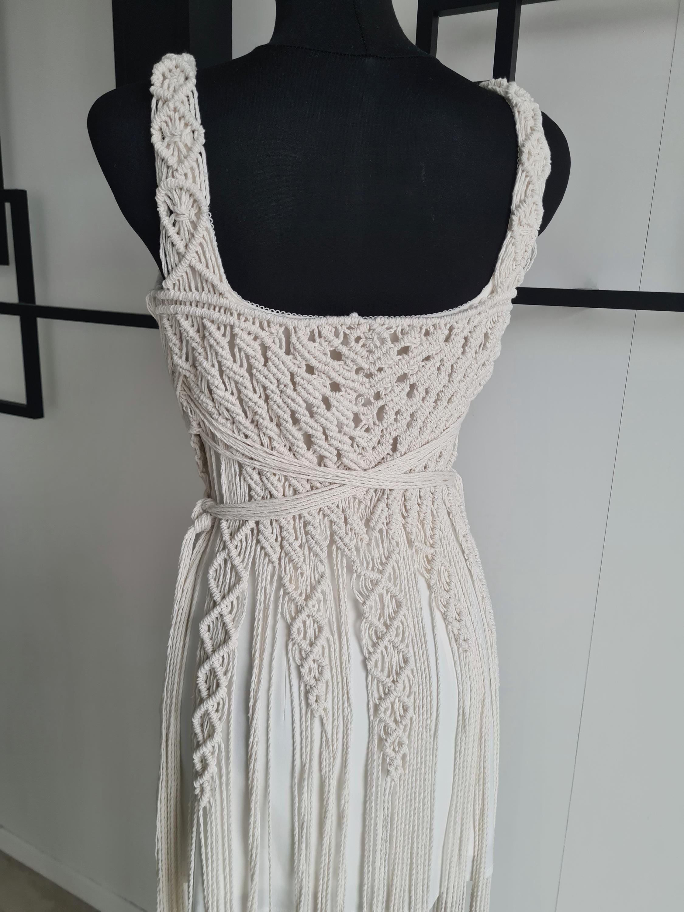 Handmade Long White Macramé Wedding Dress / Boho Bridal / Unique Gown Handmade Long White Macramé Wedding Dress / Boho Bridal / Unique Gown