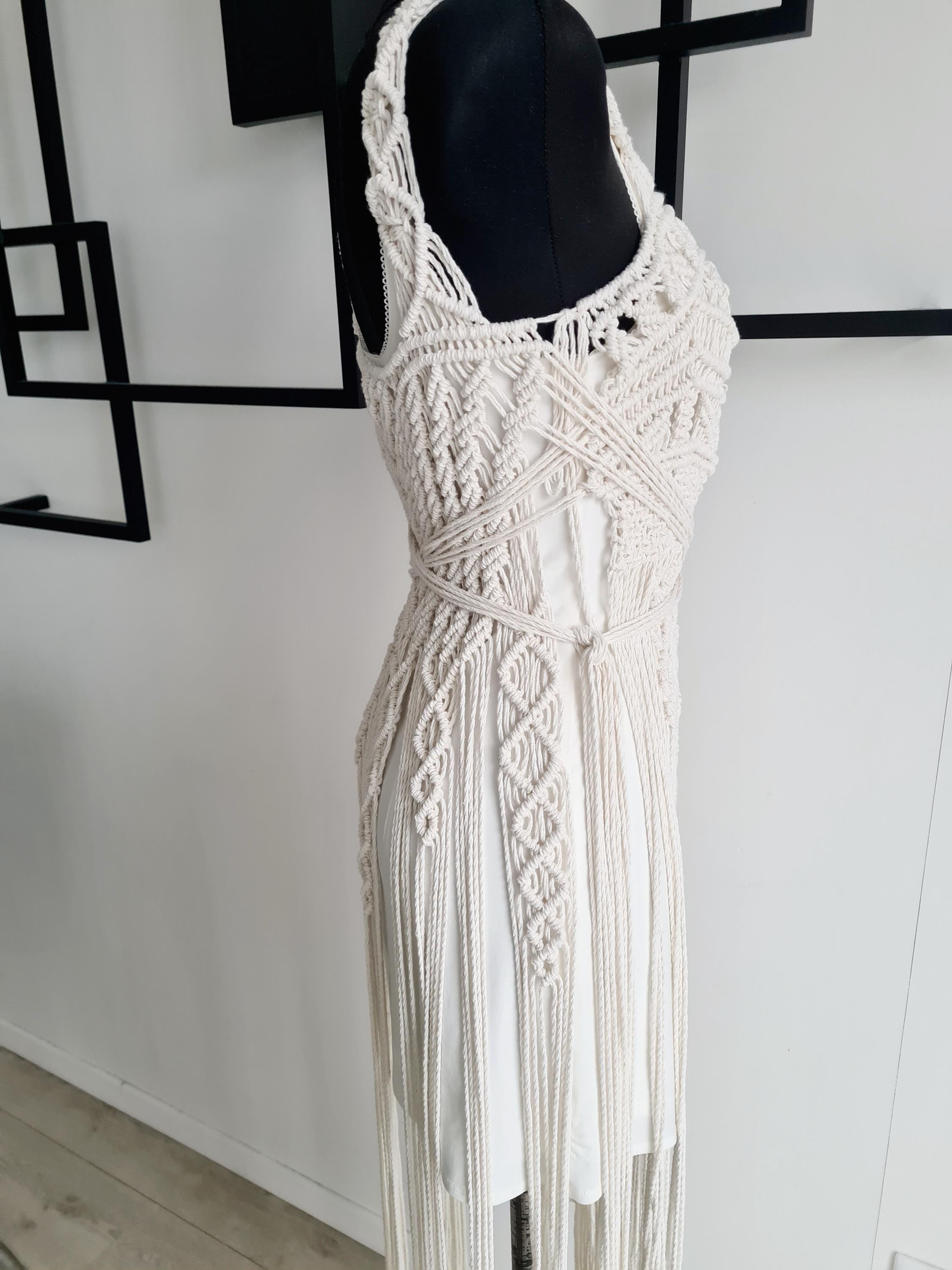 Handmade Long White Macramé Wedding Dress / Boho Bridal / Unique Gown Handmade Long White Macramé Wedding Dress / Boho Bridal / Unique Gown