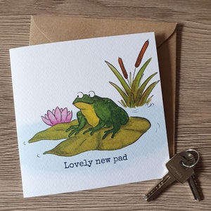 Grenouille Nouvelle carte | joli nouveau bloc-notes | Félicitations | déménagement | propriétaire | pendaison de crémaillère | lys | crapaud