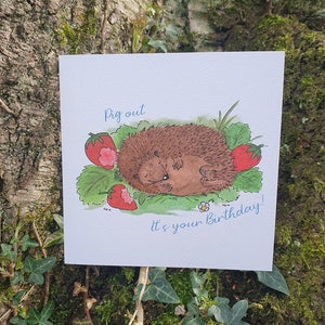 Carte d'anniversaire hérisson | Porc | Félicitations | Bravo | Mignon | de luxe recyclée | Faune britannique | fraise |