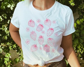 Erdbeer Shirt Blumen Erdbeer Tshirt Cottage Core Shirt Tee Garten Shirt Kleidung Erdbeere Kleidung Erdbeer Top Botanische Ästhetik