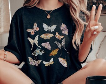 Moth Shirt Entomologie Shirt Luna Moth Shirt Goblincore Shirt Fairy Core Kleding Biologie Shirt Lunar Moth Light Academia Shirt Granola Girl