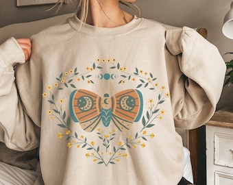 Moth Sweatshirt Moth Shirt Fairy Core Clothes Goblincore Clothing Goblincore Sweater Goblincore Shirt Butterfly Sweatshirt Cottage Core Shir