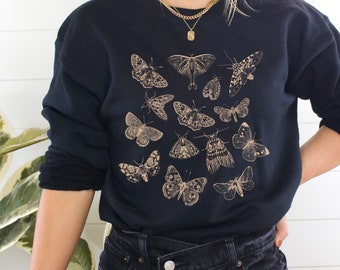 Moth Sweatshirt Butterfly Sweatshirt Luna Moth Shirt Fairy Core Clothes Goblincore Clothing Biology Shirt Witchy Clothes Goblincore Sweater