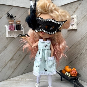 Blythe Glow in the dark Spider Dress & Masquerade Mask