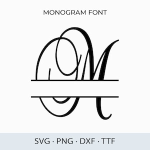 Op de afbeelding: Een zwart-wit monogram-lettertypeontwerp met de letter "M" met een gesplitste lijn in het midden. Het lettertype is in een cursief stijl. De tekst "MONOGAM FONT" staat boven de letter en de tekst "SVG. PNG. DXF. TTF" staat onder de letter.