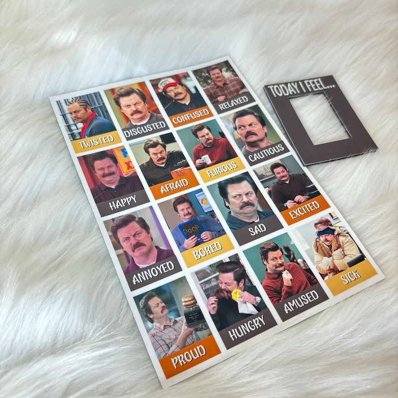Puede incluir: Un gr&aacute;fico de humor imprimible con 16 expresiones diferentes de Ron Swanson del programa de televisi&oacute;n Parks and Recreation. Cada expresi&oacute;n est&aacute; etiquetada con una palabra de humor, como "Feliz", "Miedo", "Aburrido", "Emocionado" y "Enfermo". El gr&aacute;fico incluye el texto "TODAY I FEEL..." en la parte superior.