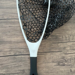 Ames Fly Fishing Glacier Carbon Fiber Landing Net White Hand Net Black Basket