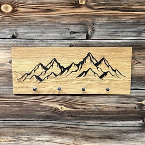 Key rack with mountain range made of oak wood | Key holder | Coat hook | Coat rail | Wangarderobe |