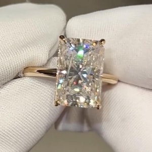 Moissanite Ring 4 CT Radiant Cut Solitaire Engagement Ring, Stunning Radiant Cut, Unique Bridal Jewelry