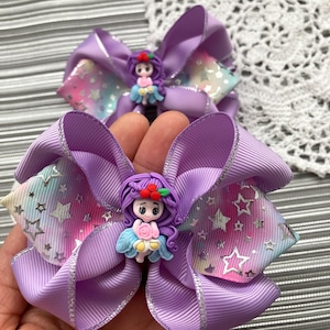 Set of 2 Hair bow clips 4 inch Grosgrain ribbon bow Hair accessories Pigtail bows  Girl hair clips Alligator clips Character bows