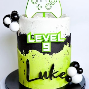 Personalized Gaming Cake Topper: Gamer Birthday Party Decoration