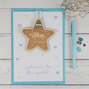 Baby Jungen Karte, personalisierte handgefertigte Holzstern Relief graviert Andenken - Welcome To The World