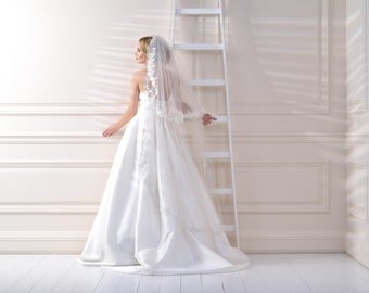 Bridal Double Tier Lace With Silver Thread Edge Wedding Veil Floor Length VD131