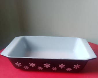 Pyrex JAJ Casserole dish, black snowflake vintage 60's  vintage retro home mid century