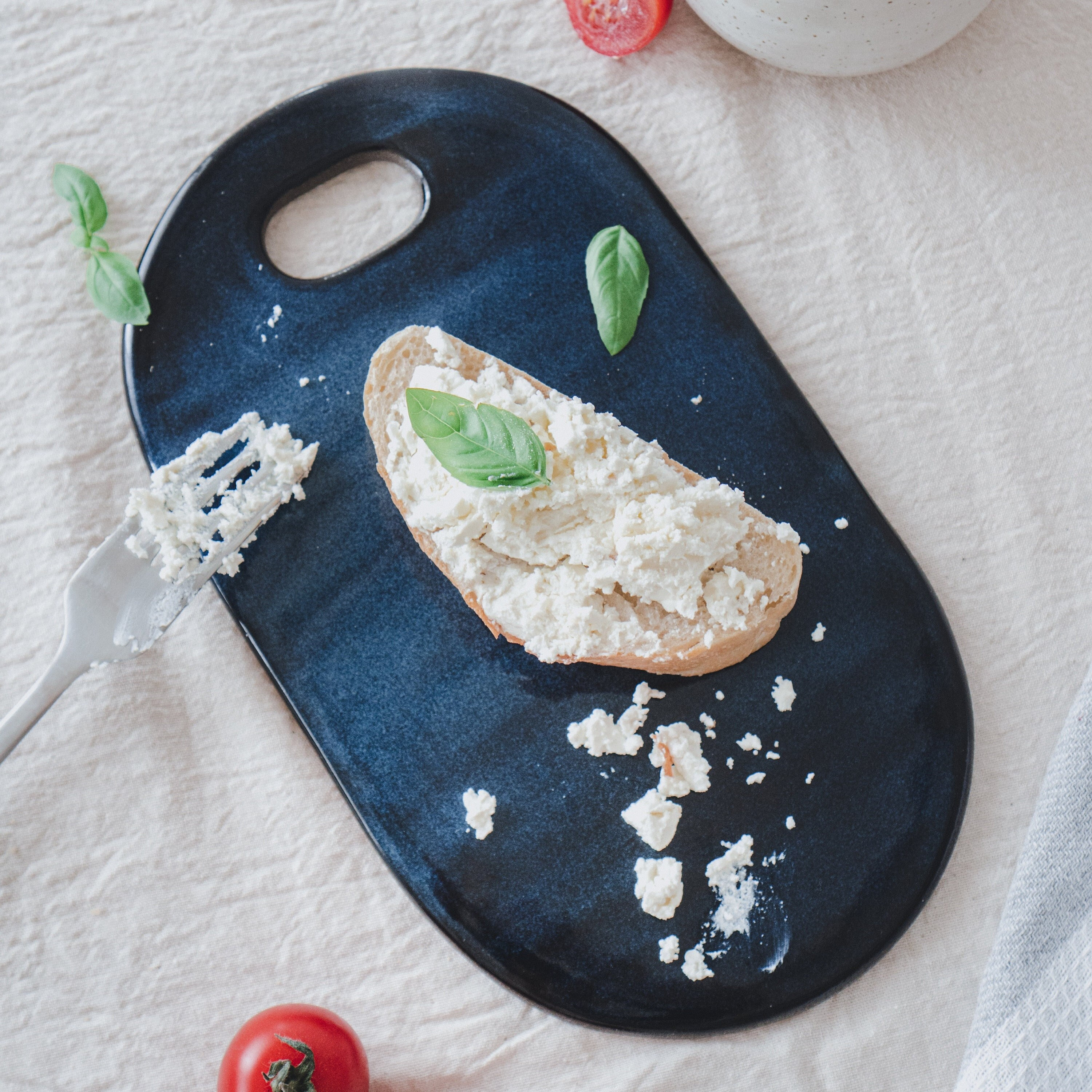 Handmade Ceramic Cutting Board, Cheese, Chopping, Charcuterie, Dessert –  YOMYOM CERAMIC By yossi malca