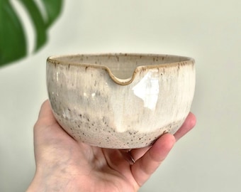 Handmade Matcha Bowl Set, Beige Speckled Matcha Bowl with Spout and Whisk Holder Set, Spouted Chawan with Chasen Holder, Matcha Lover Gift
