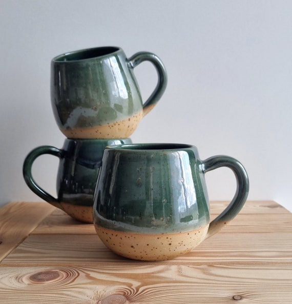 Mug en céramique CYRILLIQUE vert 36cl- LETHU