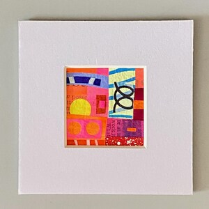 Art mural abstrait collage miniature, petite peinture colorée, mini art moderne, cadeau oeuvre d&#39;art fait main pour maison bohème, petit art contemporain.