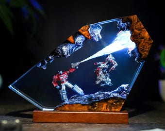 Lámpara de noche Opti.mis Prime vs. me.gatron, regalo de Halloween, regalo para niños, figura de robot, lámpara de mesa, modelo de resina.