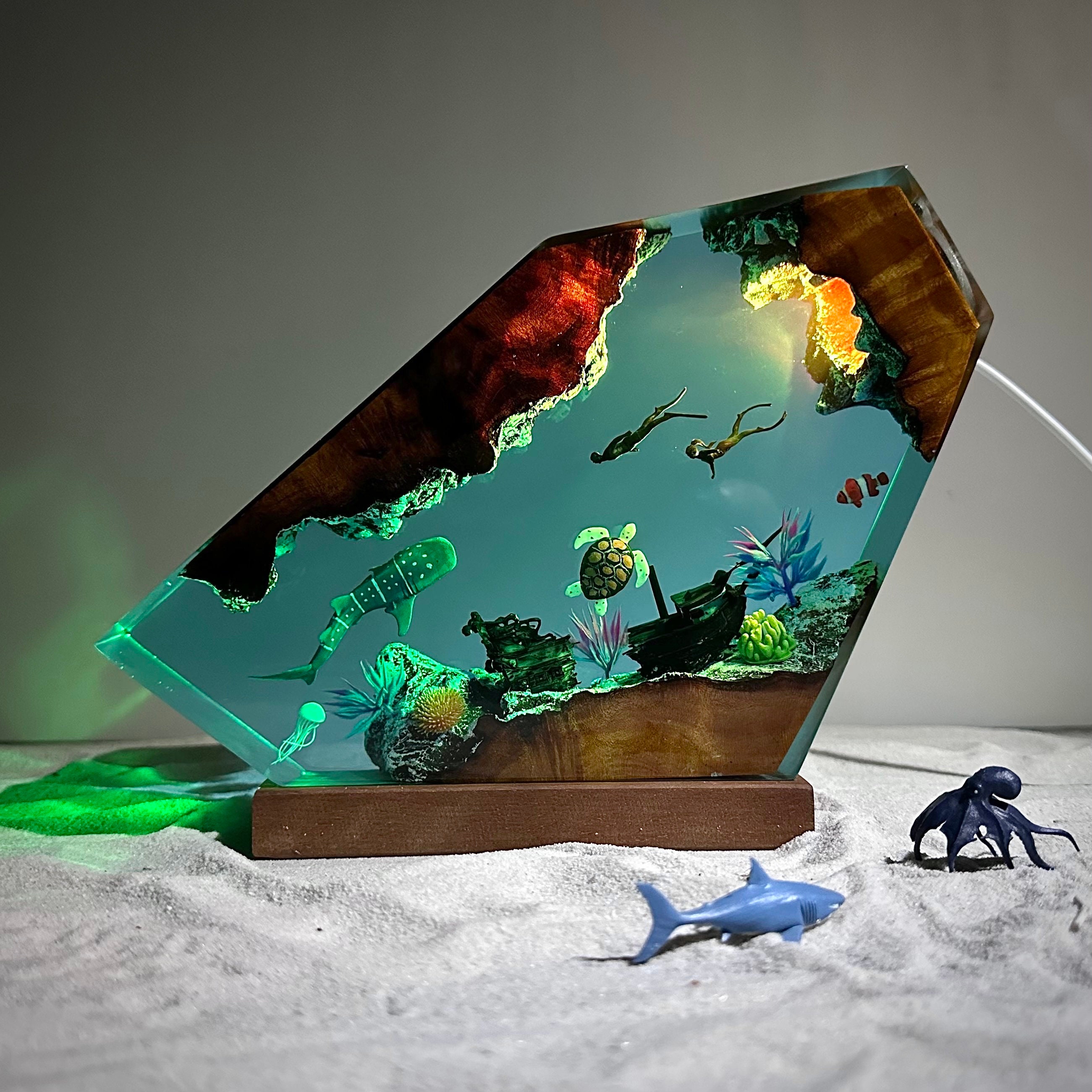 Custom Whale shark and turtle, resin wood lamp, ocean resin night light, custom lamp, personalized gift, home decor, gift for him