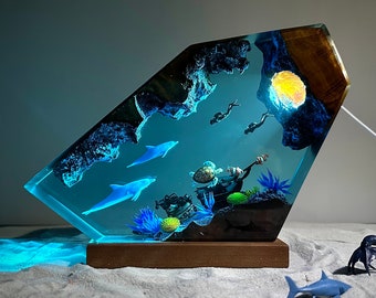 Dolphin and turtle resin epoxy lamp, ocean resin night light, handmade gift, home decor, Birthday Gifts