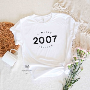Regalo per il 16° compleanno, maglietta di compleanno personalizzata, maglietta personalizzata per il 16° compleanno
