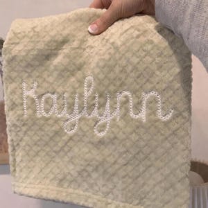Lettertype voor kettingsteekborduurwerk - Uniek alfabetontwerp met kettingeffect en textuur voor machinaal borduren | BX + 8 bestandsformaten afbeelding 11
