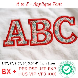 Puede incluir: Fuente de apliques con las letras A, B y C. Cada letra tiene un borde rojo y está rellena con un estampado floral en rosa, azul y blanco. La imagen incluye texto que indica tamaños de 3,8 a 10,2 cm.