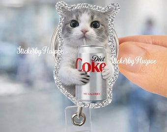 Porta-crachá retrátil com estampa de Coca-Cola Diet para gatos, ideal para amantes de cafeína e refrigerantes. Clipe de acrílico para os fãs da bebida.