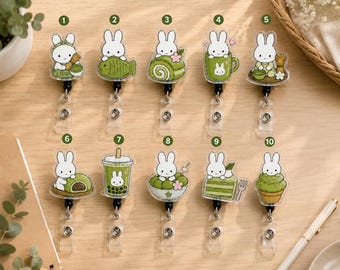 Kawaii Krankenschwester Ausweisrolle | Matcha Bunny Acryl Accessoire