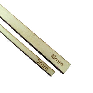 Guide de 1 cm et 0,5cm pour carte ou album scrapbooking