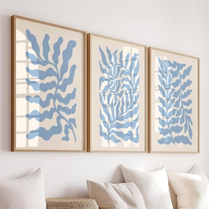 Weiches blaues abstraktes Blatt-Kunst-Trio Minimalistische botanische Wanddekor-druckbare digitale Download sofortige moderne Galerie-Drucke Satz von 3