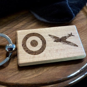 RAF Spitfire Keyring Wooden Engraved Aircraft Keychain Aviation Gift Present for Pilot Plane Lover Military Air Force UK
