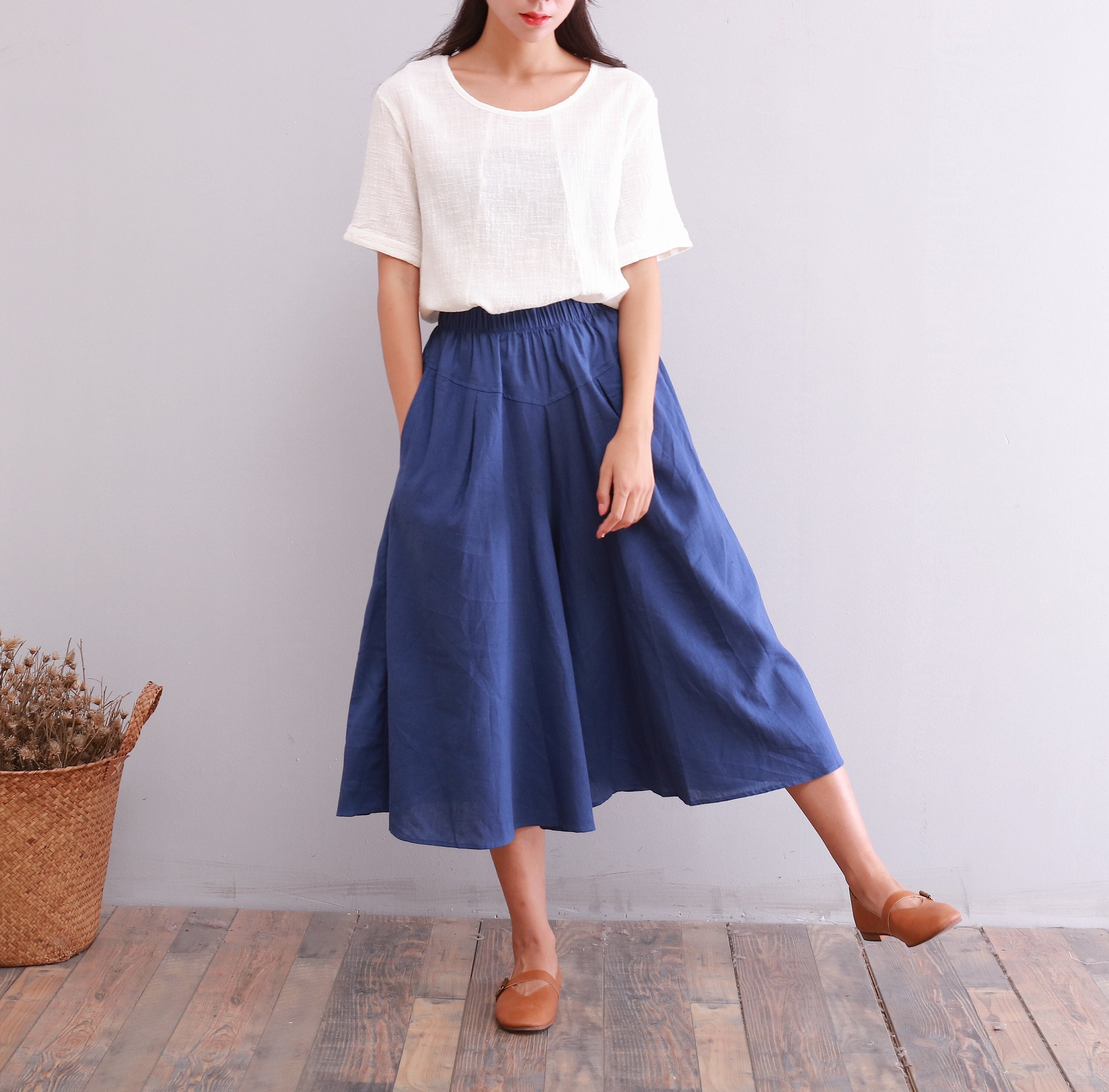 French Black Plaid Elastic Waist Cotton Crop Pants Summer main image 0