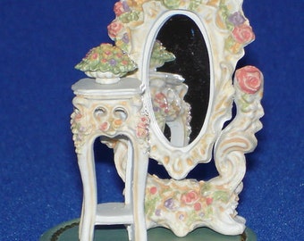 Miniature Antique Museum Vol. 2: Rococo Mirror (white color)