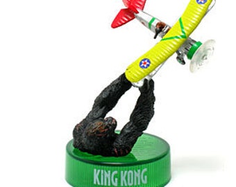 Kaiyodo King Kong Figure Collection released at 7-Eleven - #9 Battle in NY