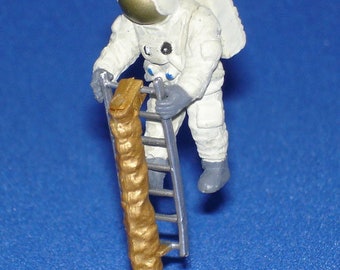 Furuta Chocoegg Space NASA - #5 Astronaut 1 (Apollo Project)