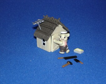 Chocoegg Story Characters - The Three Little Pigs (Little Pig & the Wooden House)