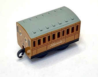 Yujin Thomas the Tank Engine Capsule Plarail Gashapon - Annie 2005 version