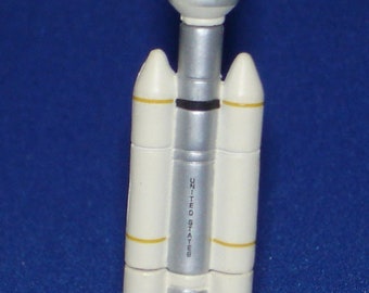 Furuta Chocoegg Space NASA -  #17 Titan Rocket